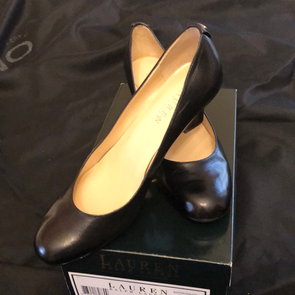 Ralph Lauren NEW black  kidskin pumps